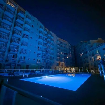 Cozy Studio With Pool Close To The Sea أوستيند المظهر الخارجي الصورة